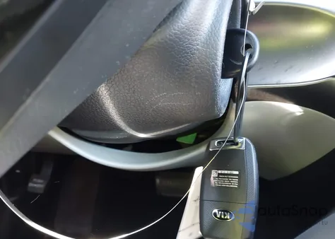 2015 Kia Optima Lx из США, поврежденный, VIN 5XXGM4A78FG393128